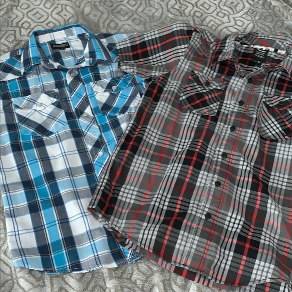 2 Collar Button-Up Shirts